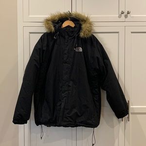 The North Face / TNF/ Jacket / Parka / Fur Hoodie / Black